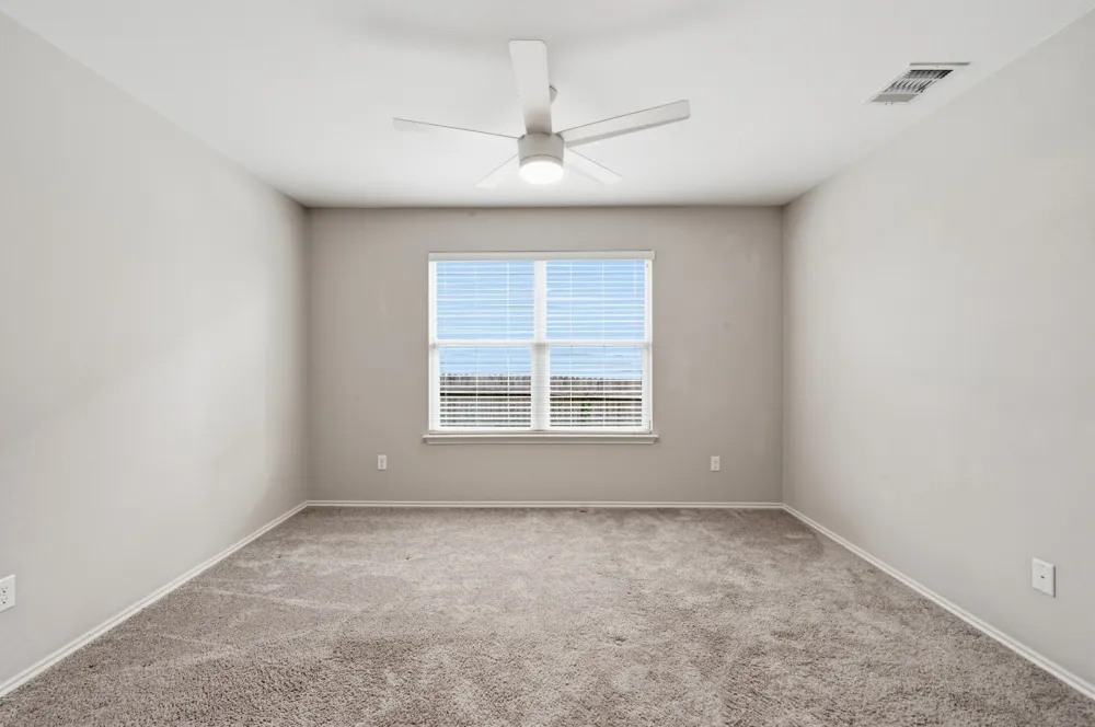 181 Cushman Drive Kyle, TX 78640