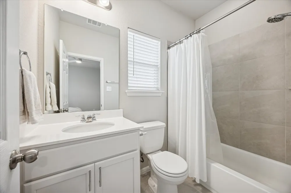 12000 Corsicana Trail Manor, TX 78653