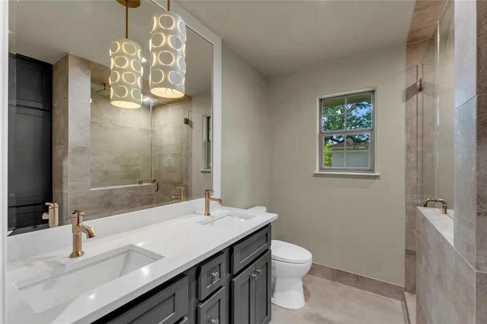 406 Ancient Oaks Drive Marble Falls, TX 78654