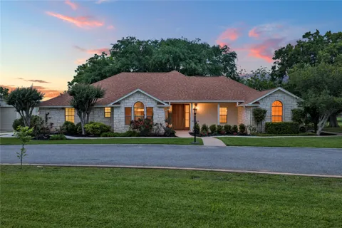 406 Ancient Oaks Drive