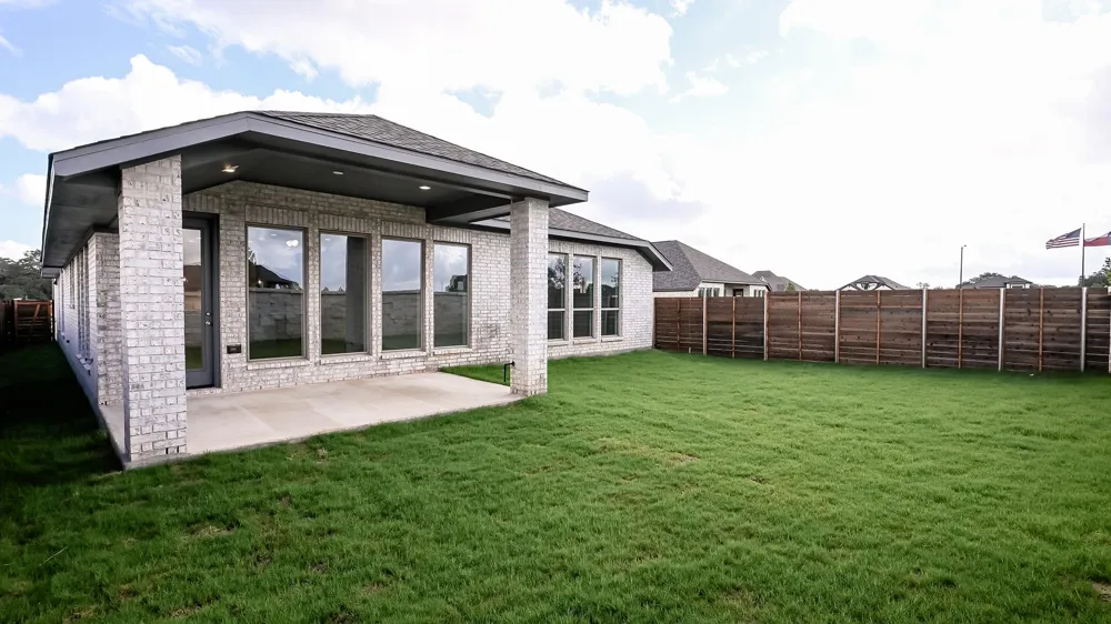 3808 Sonesta Street Lockhart, TX 78644