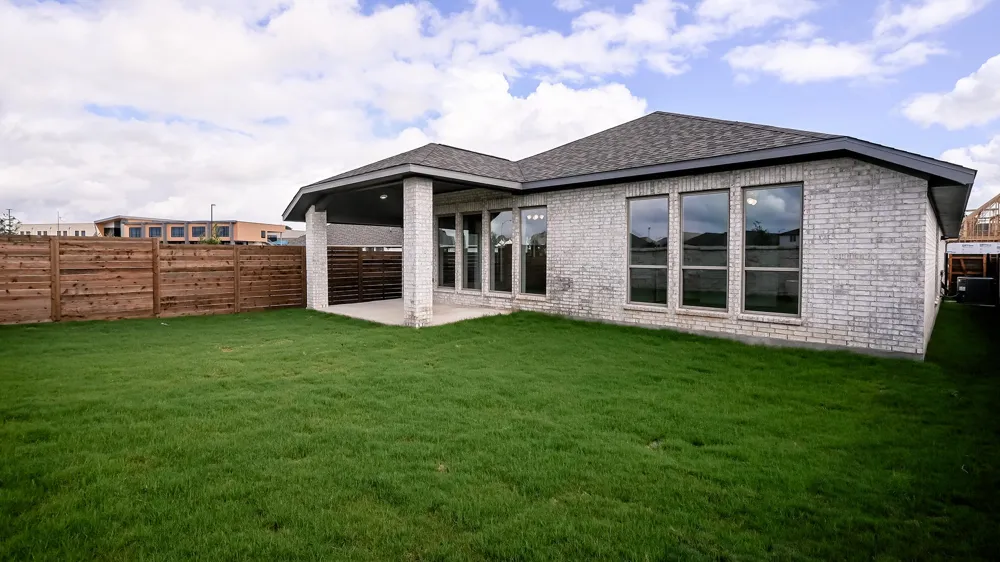 3808 Sonesta Street Lockhart, TX 78644