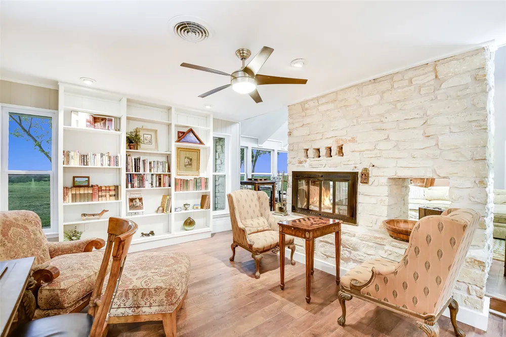 1551 Fm 1466 Coupland, TX 78615