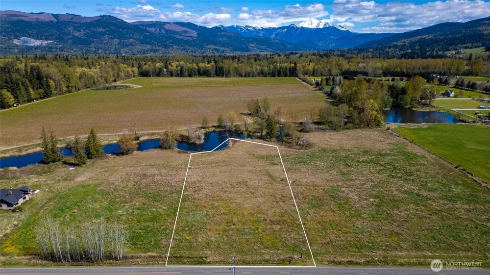 5528 Sand Rd Bellingham, WA 98226