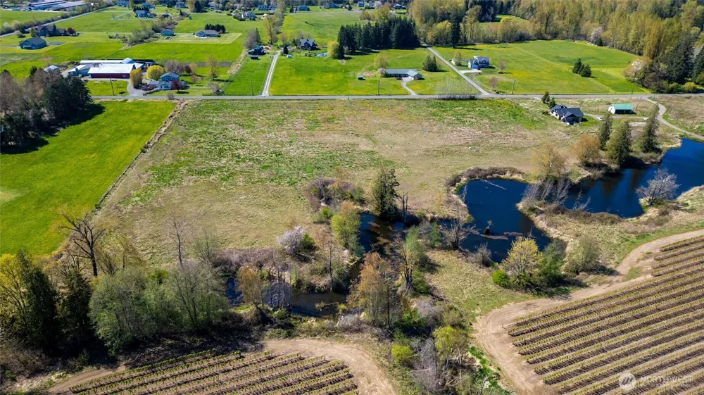 5528 Sand Rd Bellingham, WA 98226