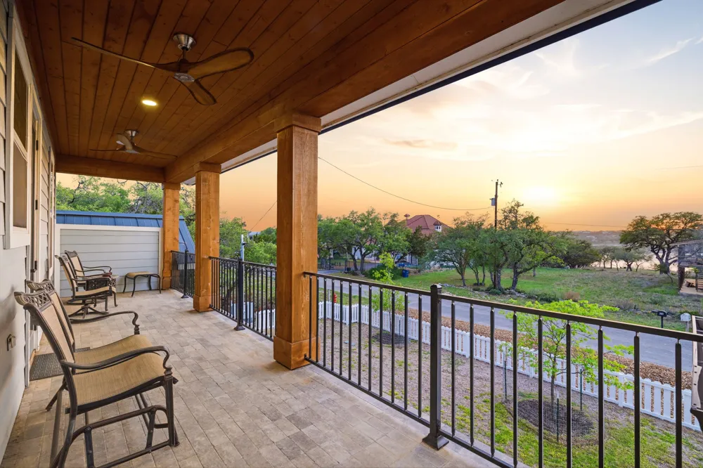 2551 Lakeshore Drive Canyon Lake, TX 78133