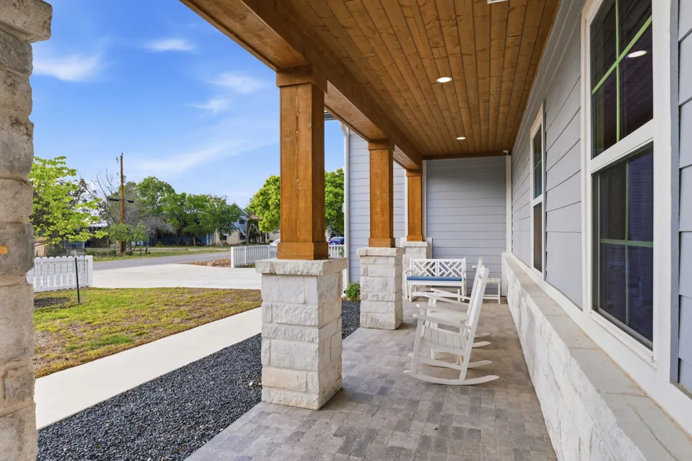 2551 Lakeshore Drive Canyon Lake, TX 78133
