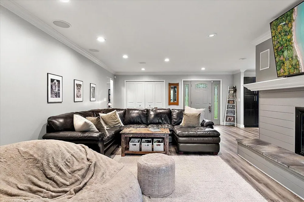 8467 Pucker Street Berrien Township, MI 49102