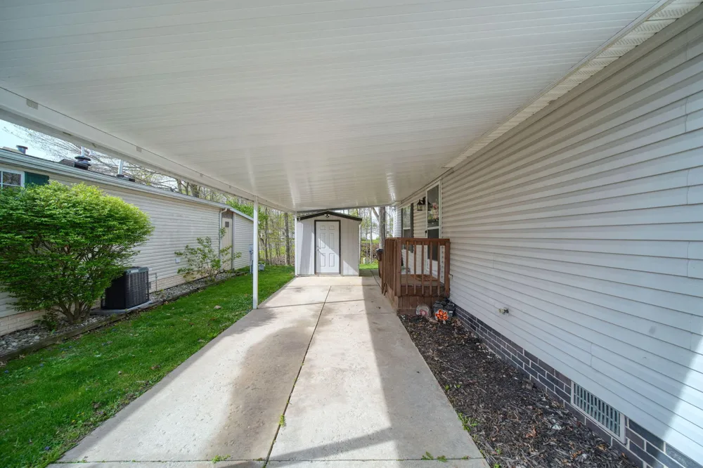 953 Savannah River Drive Adrian City, MI 49221