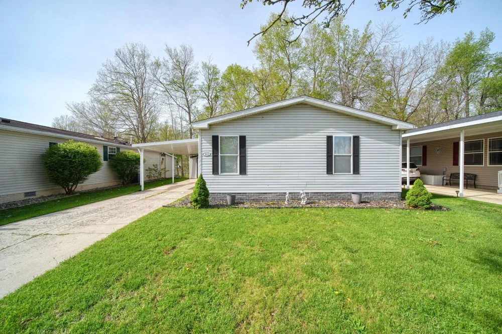 953 Savannah River Drive Adrian City, MI 49221
