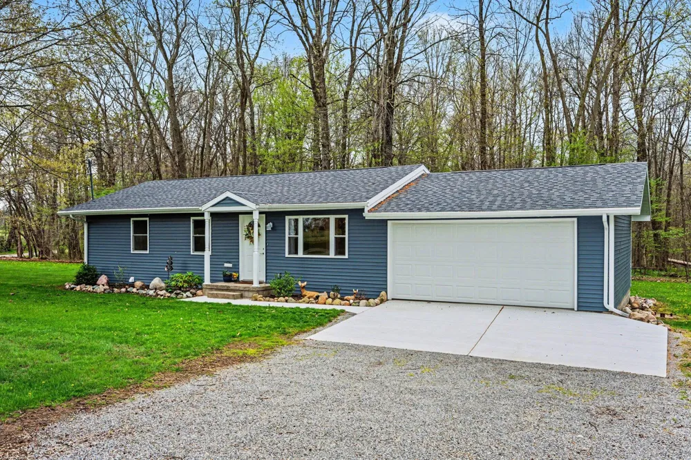1301 18 1/2 Mile Road Clarendon Township, MI 49092