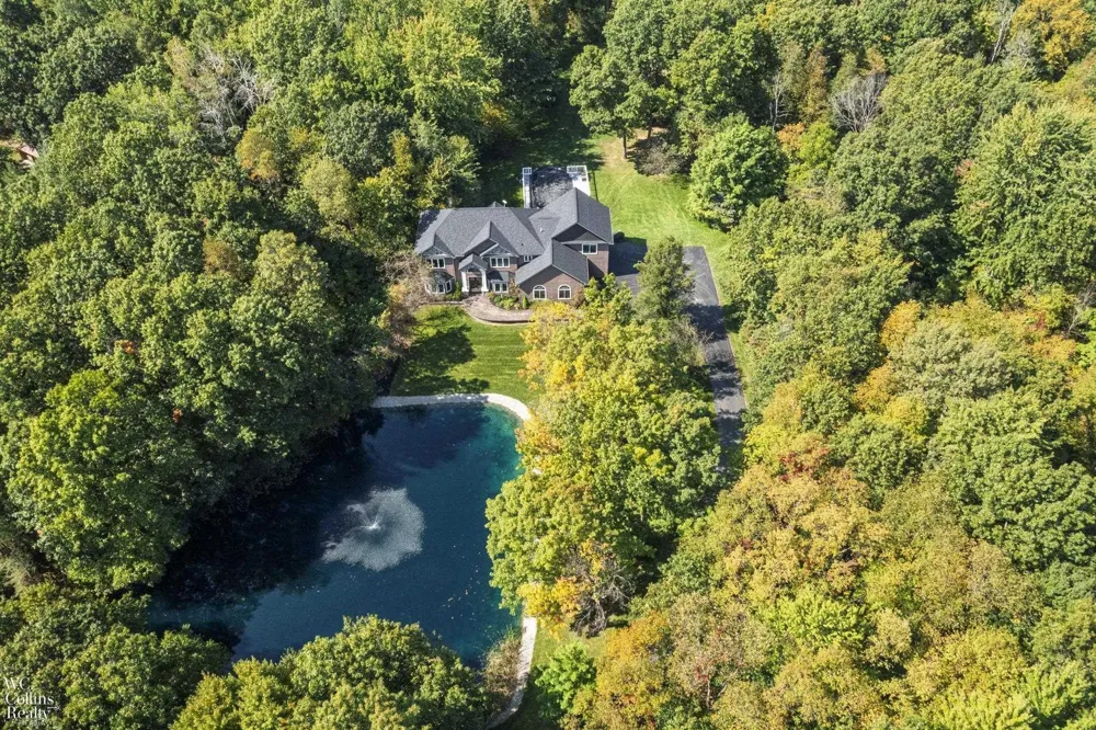 438 State Park Rd Road Groveland Township, MI 48462
