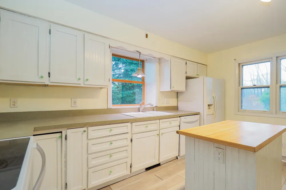 923 Bell Avenue New Buffalo City, MI 49117
