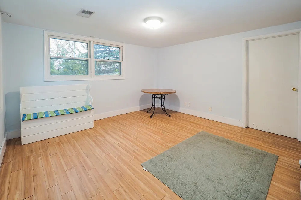923 Bell Avenue New Buffalo City, MI 49117