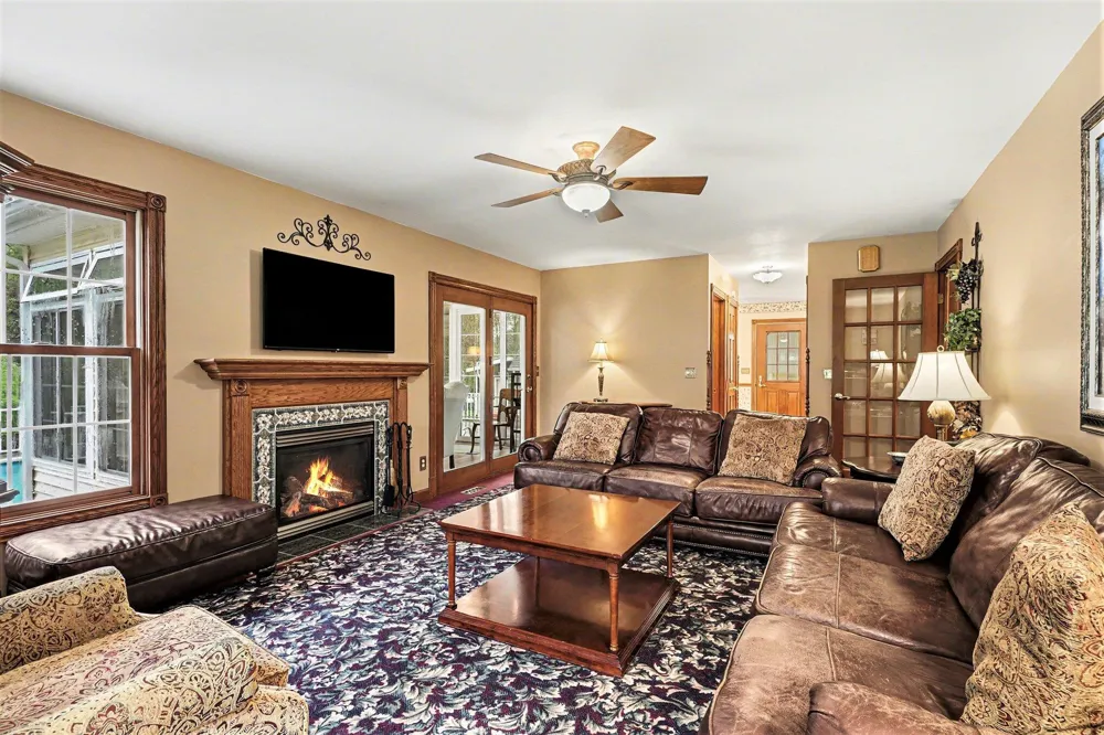 4961 Beechwood Drive Hope Township, MI 49046