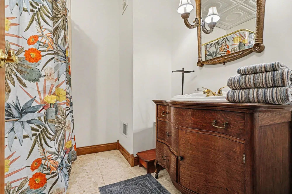 4961 Beechwood Drive Hope Township, MI 49046