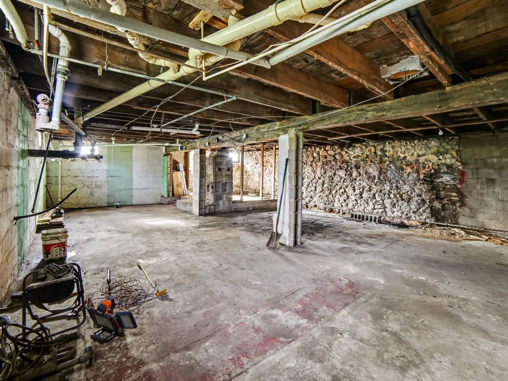 268 W Shelby Road Shelby Township, MI 49455