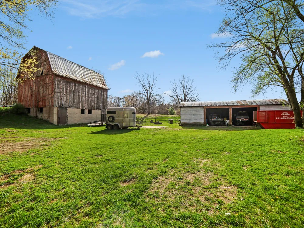 268 W Shelby Road Shelby Township, MI 49455