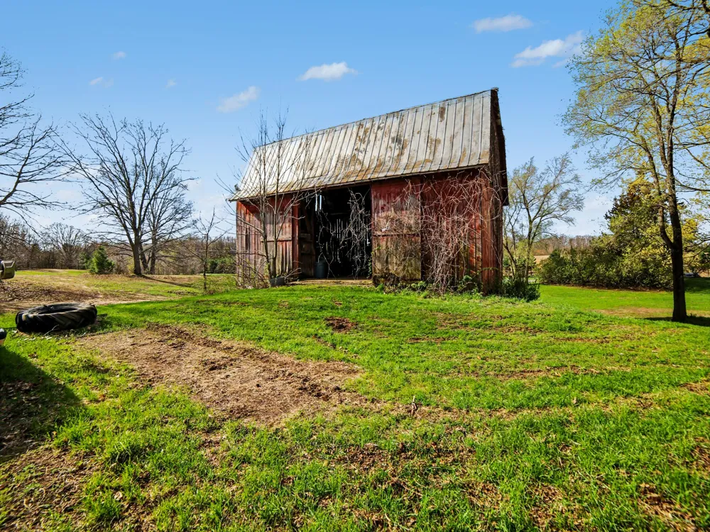 268 W Shelby Road Shelby Township, MI 49455