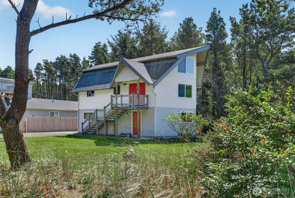1200 232nd Lane Ocean Park, WA 98640