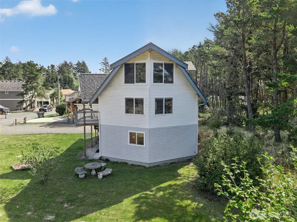 1200 232nd Lane Ocean Park, WA 98640