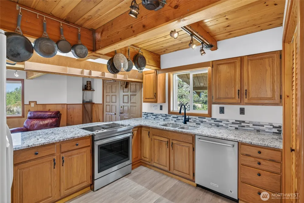 1200 232nd Lane Ocean Park, WA 98640