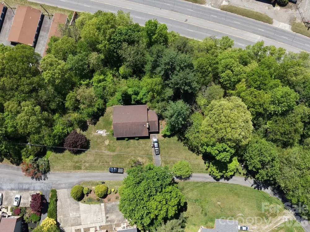 70 Winchester Drive Waynesville, NC 28785