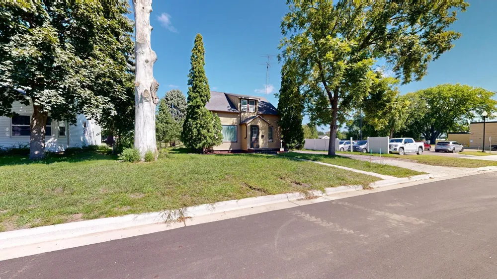 447 E Schlieman Avenue Appleton, MN 56208