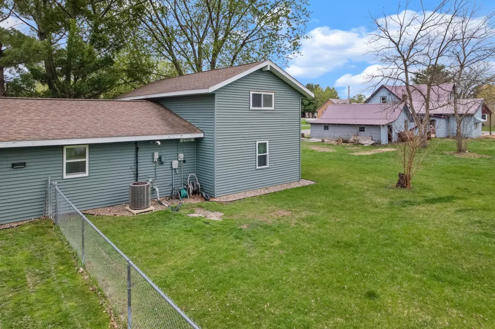 526 S Herman Street Buffalo City, WI 54622