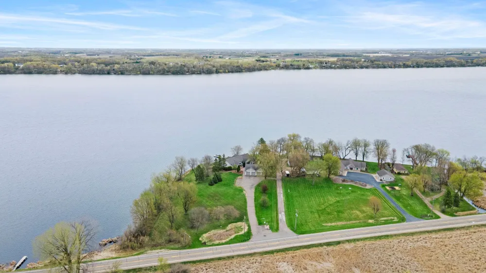 5538 County Road 6 SW Howard Lake, MN 55349
