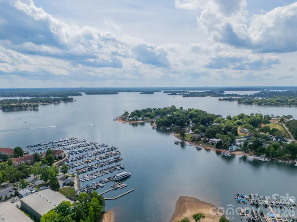 18736 Nautical Drive #305 Cornelius, NC 28031