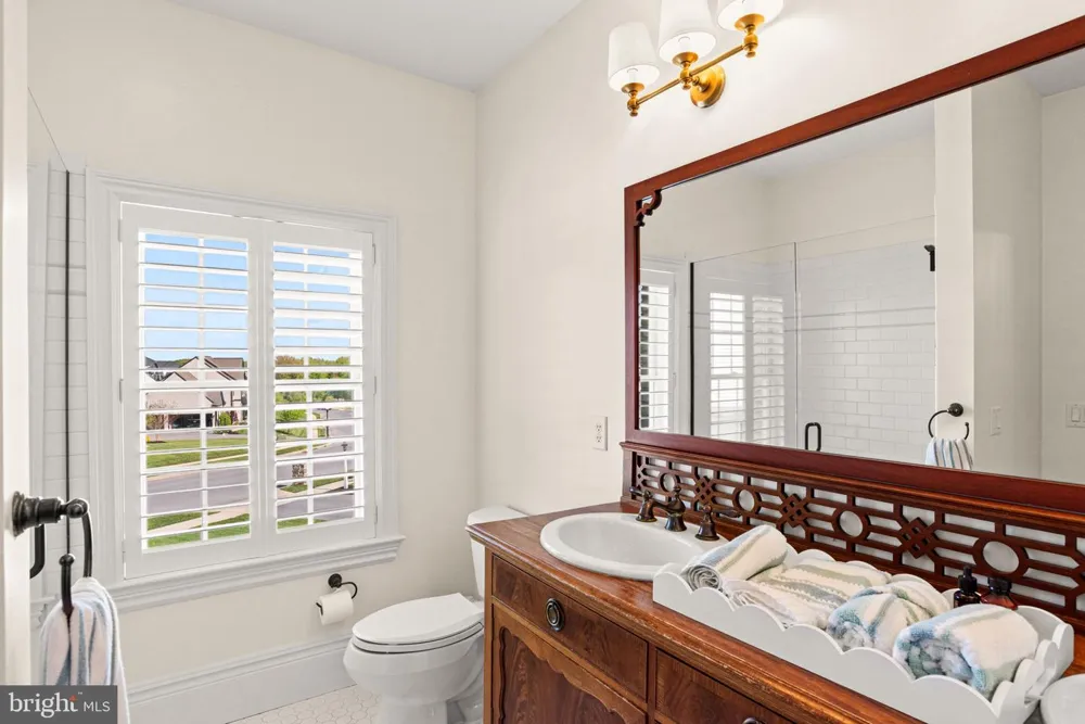 740 HAMPTON COURT Harrisburg, PA 17112