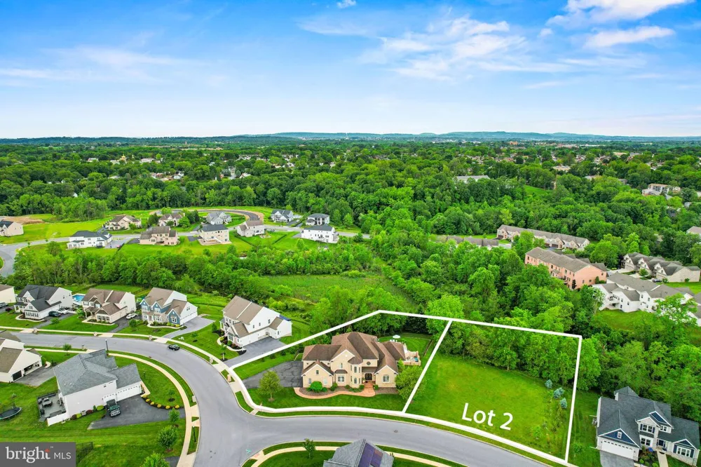 740 HAMPTON COURT Harrisburg, PA 17112