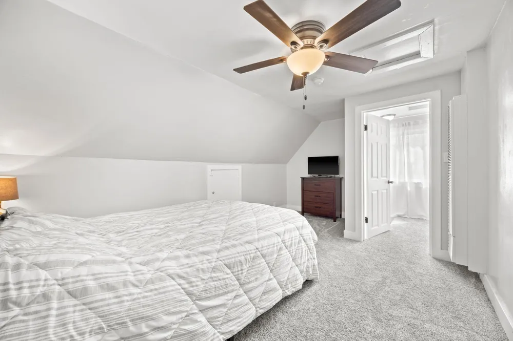 437 Linden Avenue SW Hutchinson, MN 55350