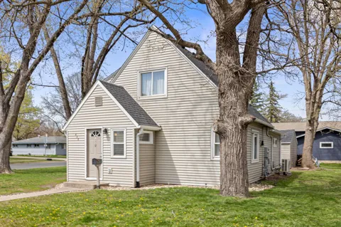 437 Linden Avenue SW