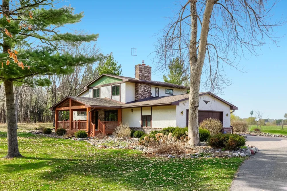 5696 170th Street Hugo, MN 55038