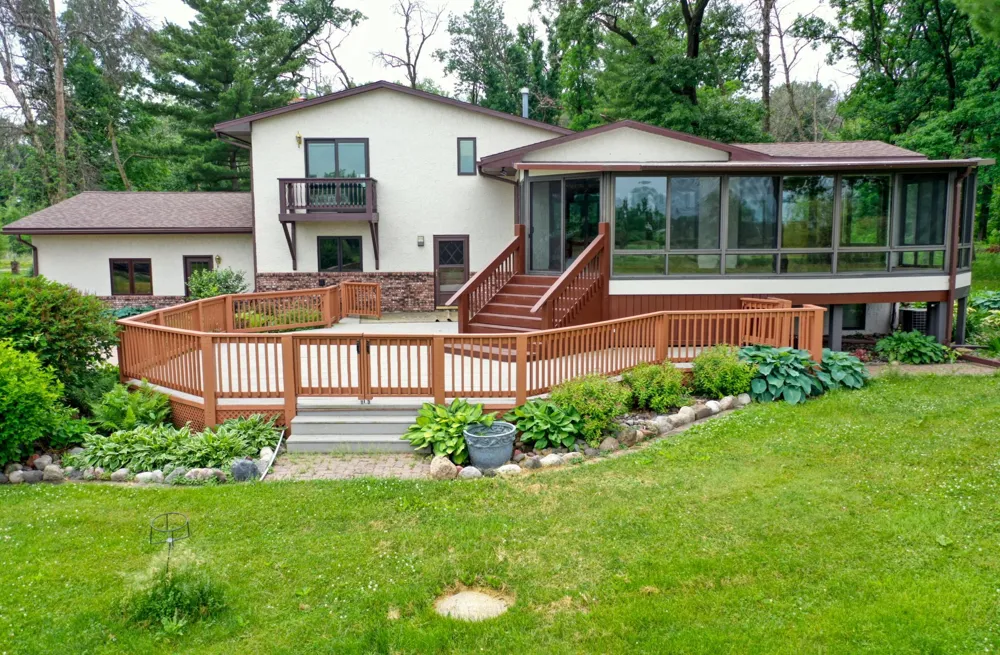 5696 170th Street Hugo, MN 55038
