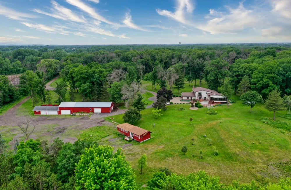 5696 170th Street Hugo, MN 55038