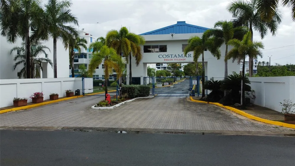 Km 7 EL CHARLIE #NE204 Loiza, PR 00772