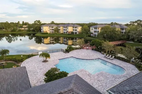 4107 CHATHAM OAK COURT #313