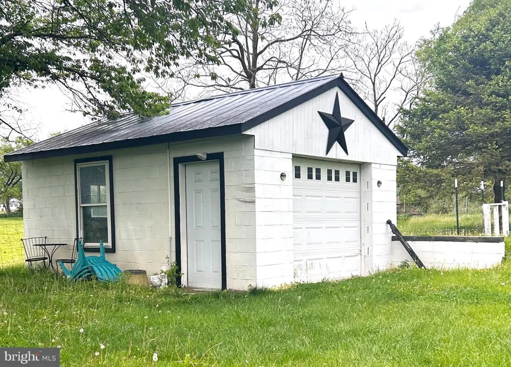 116 COUNTRY LANE Clear Brook, VA 22624