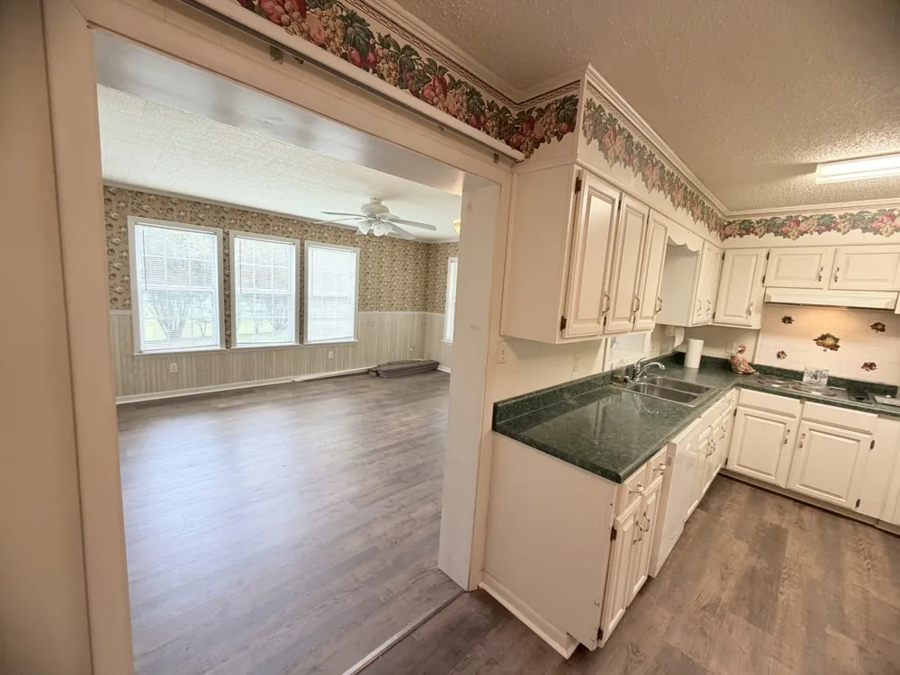 360 General Forrest Dr Bruceton, TN 38317