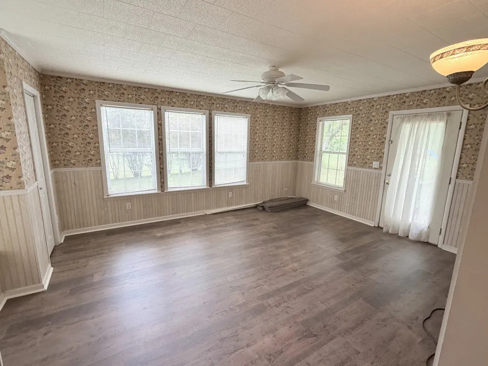 360 General Forrest Dr Bruceton, TN 38317