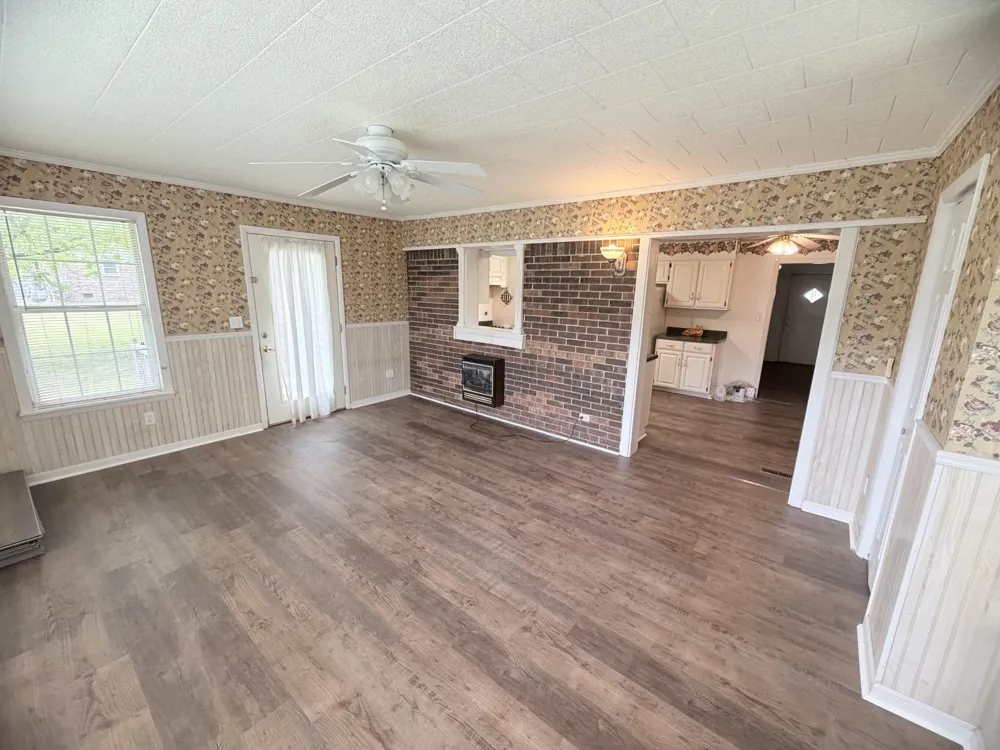 360 General Forrest Dr Bruceton, TN 38317