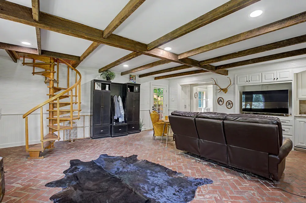 258 Old Humboldt Rd Jackson, TN 38305