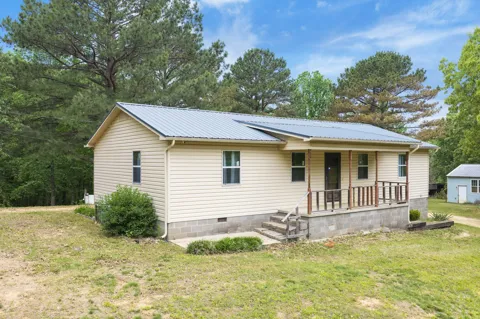 2827 Chapel Hill Rd