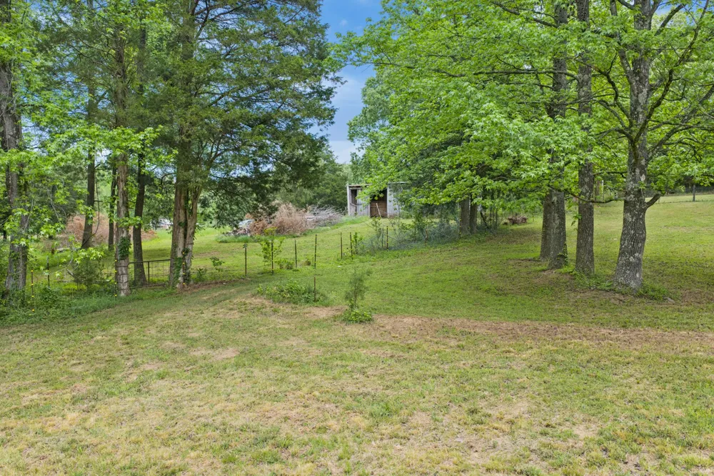 2827 Chapel Hill Rd Mc Kenzie, TN 38201