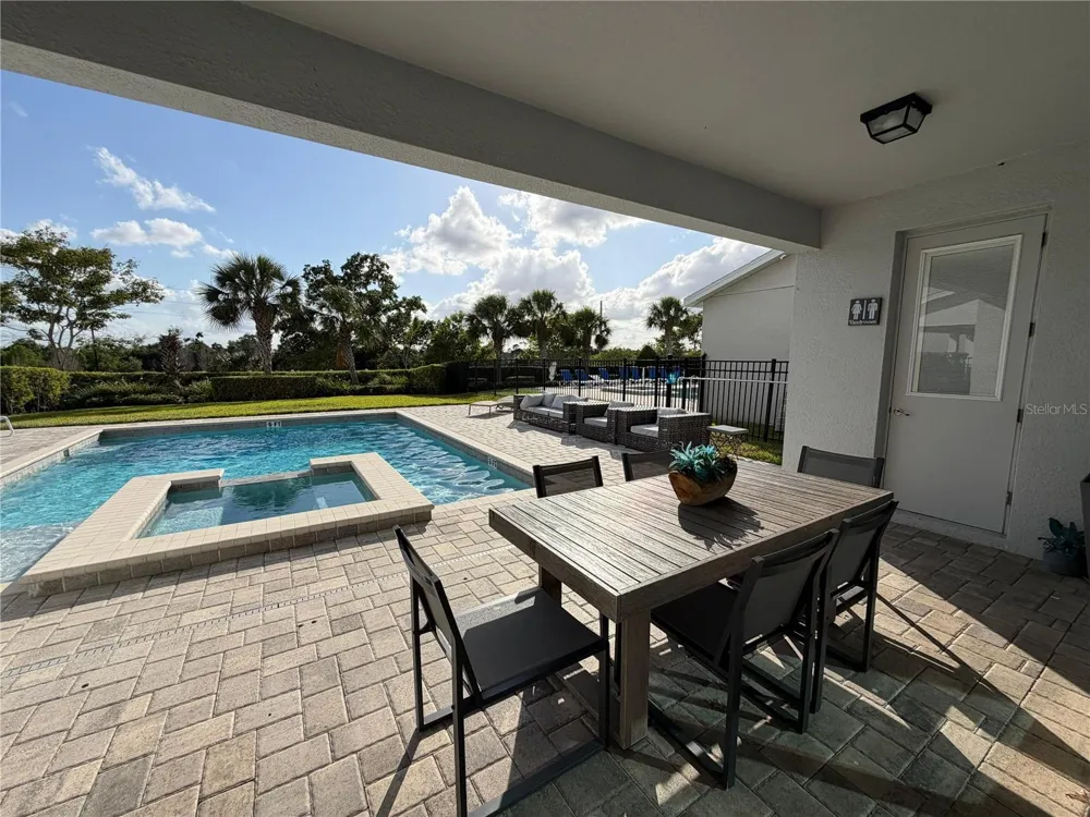 7676 FAIRFAX DRIVE Kissimmee, FL 34747