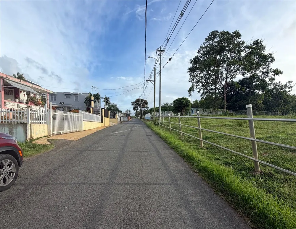 492 BO. CORCOVADO Hatillo, PR 00659
