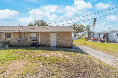 709 MOSLEY ROAD